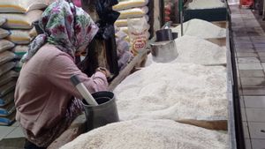 Bapanas Bakal Beri Sanksi Penjual yang Menjual Beras SPHP di Atas HET