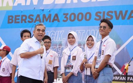 Sekjen Gerindra Pastikan 82 Juta Anak Terima Makan Bergizi Gratis