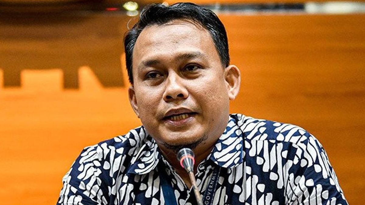 茂物摄政阿德亚辛与西爪哇BPK成员纠缠在OTT中，涉嫌与贿赂有关