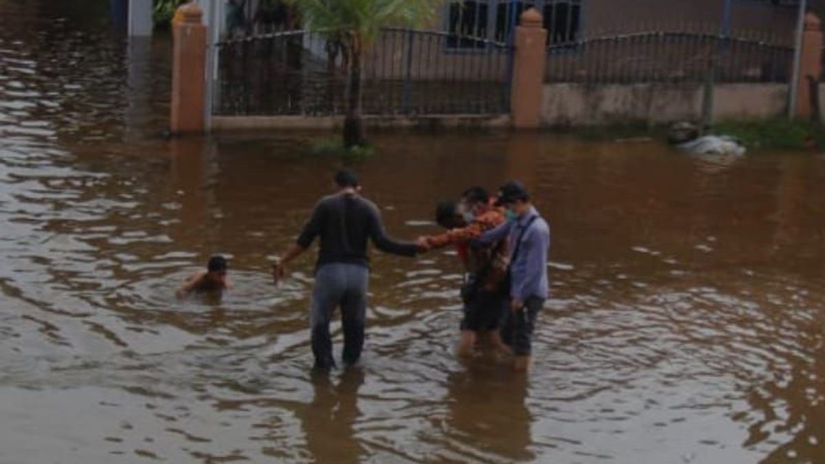 Rob Floods Frappe Dumai Ville De Riau