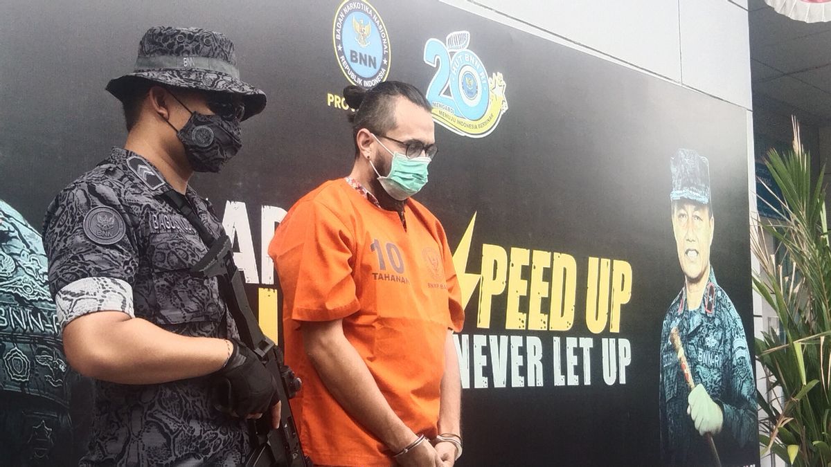 Dapat Kado Ultah Kiriman Kawan di Kanada, Bule New Zealand di Bali Ditangkap karena Ternyata Isi Paketnya Kokain
