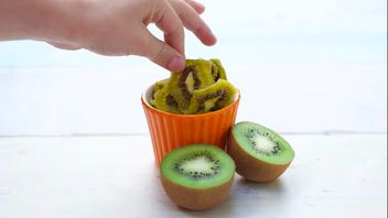 Rutin Konsumsi Dua Buah Kiwi Sebelum Tidur Bisa Bantu Turunkan Stres