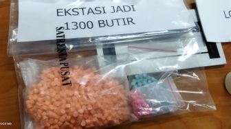 Producers Of Fake Ecstasy Pills Rolled Up By The Police Capital Of Idr 5 Thousand Sells Idr 0 Thousand