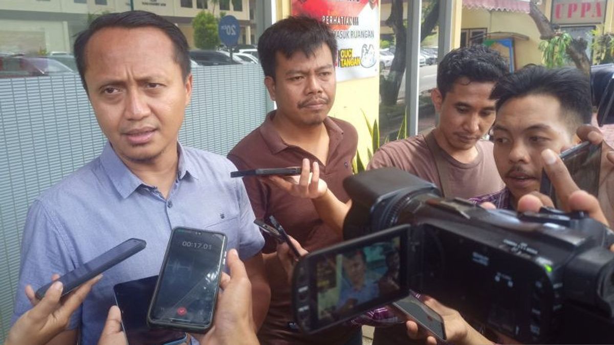 Misri Puspita Sari的档案,知道Nurahadi准将谋杀案的女子被NTB地区警察赶走