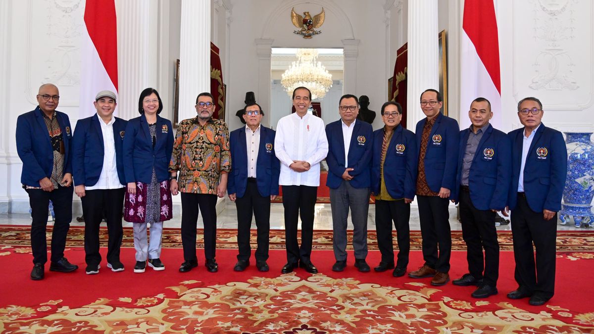 Jokowi Receives Hendry Ch Bangun And Central PWI Management, Here Are The Results