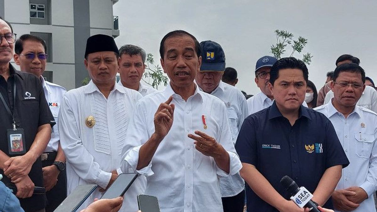 Jokowi Calls Presidential Decree On IKN Employee Salaries Needs Ministry Consolidation