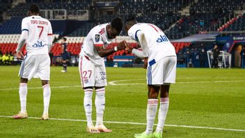 فاز ليون على باريس سان جيرمان 1-0 على ملعب بارك دي برانس وأصيب نيمار