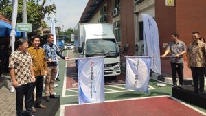 Le premier camion électrique en Indonésie Fuso eCanter est officiellement en service