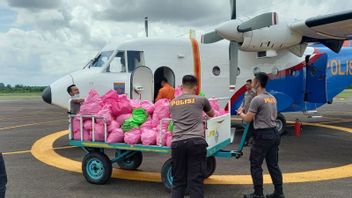 Bonne Nouvelle Pour Les Victimes Des Inondations Dans La Régence De Bungo, Le Chef De La Police De Jambi, Irjen A Rachmad Wibowo, Fournit 3,2 Tonnes D’assistance Sembako