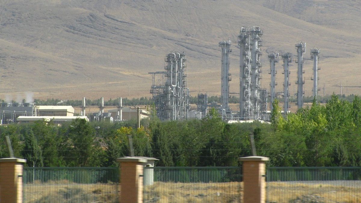 2015年核协议恢复：伊朗要求原子能机构停止三个未宣布的铀痕量发现地点问题