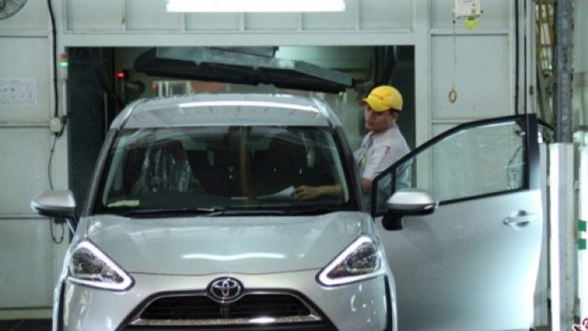 Qui Veut Acheter Une Voiture Buruane, Toyota Va Couper 40 Production En Raison De La Crise Mondiale Des Puces