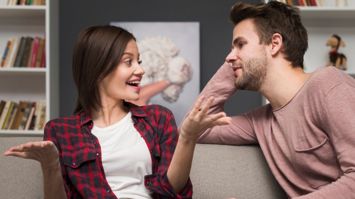 Apa Itu <i>Feedback</i> dalam Hubungan? Menurut Psikolog, Begini Penjelasan dan Rekomendasinya