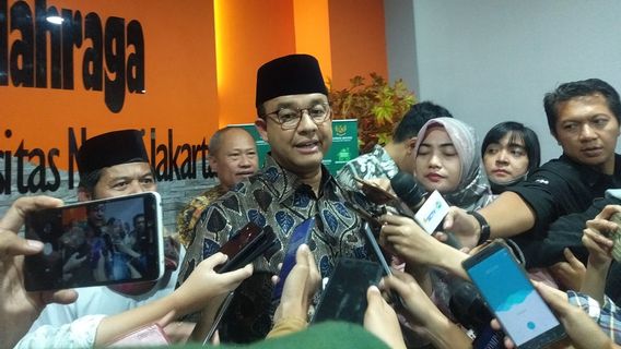 Ditanya Polemik Revitalisasi TIM, Anies Malah <i>Ngajak</i> Main TikTok