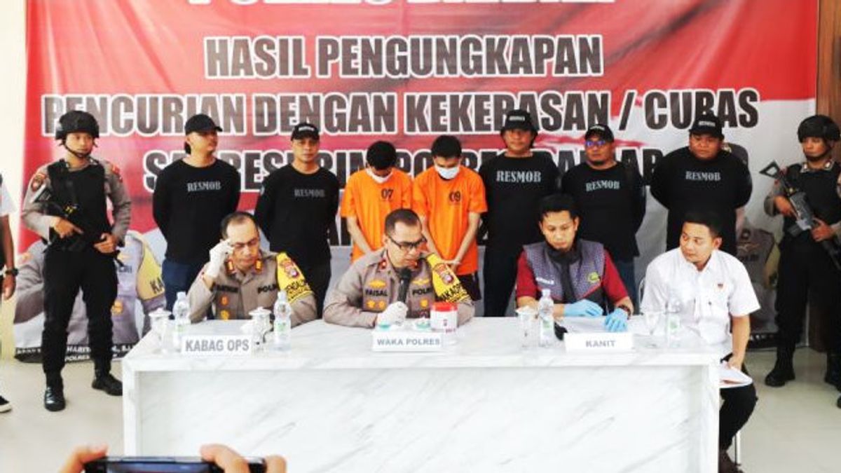 Usai Bacok Korbannya, 3 Begal Sadis Dibuat Tak Berkutik Oleh Buser Polres Banjar