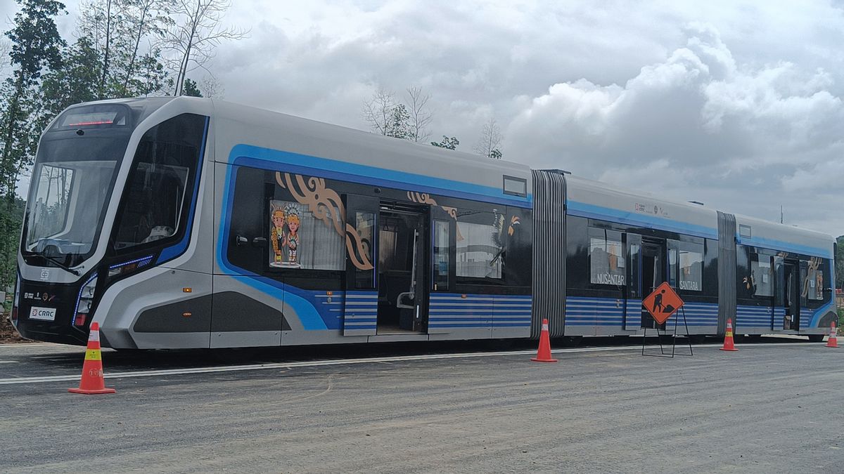 Taking A Closer Look At The Autonomous Train Without A Rail At IKN, Ready For Functional August 17