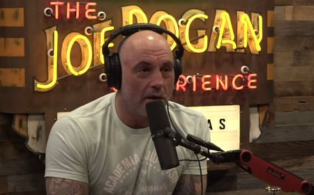 Joe Rogan Simpan Bitcoin Sejak 2014, Belum Pernah Jual Satu Pun