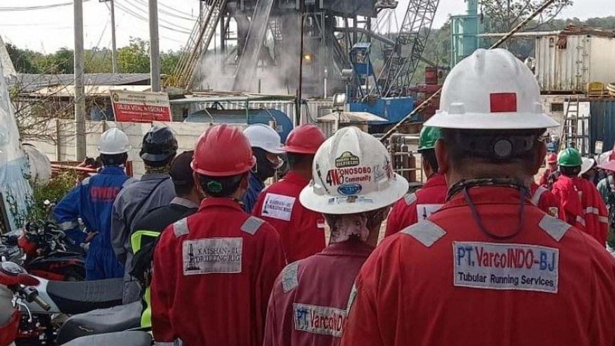 Residents Of Victims Of Toxic Gas Well Leak In Mandailing Natal Evacuated By Officers