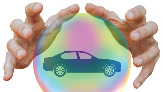 Asuransi Mobil Listrik: Ketahui Risiko Kerugian yang Ditanggung dan Tips Memilihnya