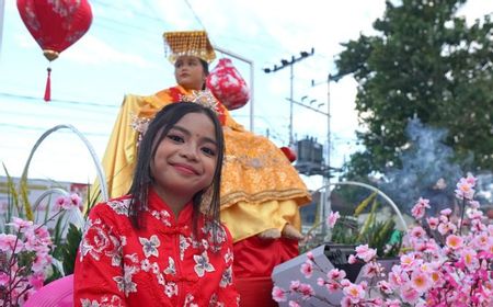 Semarak Warga Gorontalo Saksikan Cap Go Meh