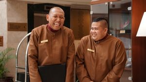 Jadi Alternatif Tontonan Pasca-Lebaran, Oki Rengga dan Lolox Siap Menghibur di Film <i>Tiba-Tiba Setan</i>