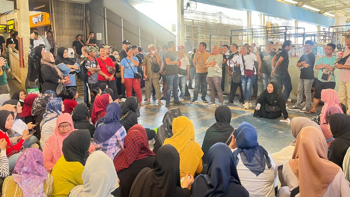 Pedagang JPM Tanah Abang Protes Sewa Kios Naik, Heru Budi Tak Ikut Campur