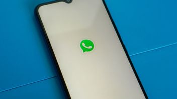 WhatsApp将把状态视图移动到主聊天标签页