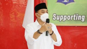 Wali Kota Surabaya Eri Cahyadi Berkantor di Kelurahan, Untuk Apa?