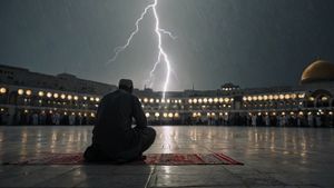 Doa Agar Langit Cerah dan Tidak Hujan