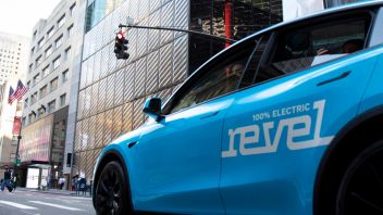 La Réglementation A été Bloquée, Revel Lance Un Taxi électrique à New York