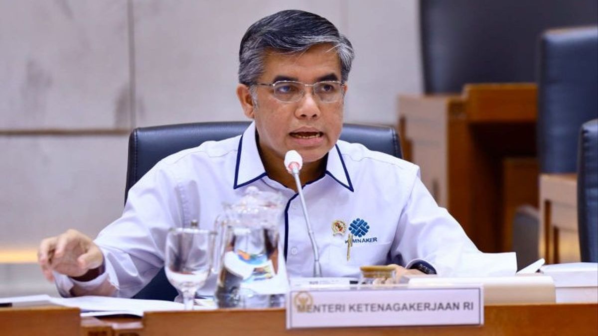 Menaker Yassierli Ungkap Pemerintah Upayakan Upah Minimum Dekati KHL