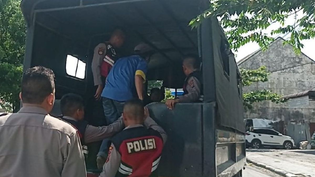 Polrestabes Medan Tangkap 99 Juru Parkir Liar
