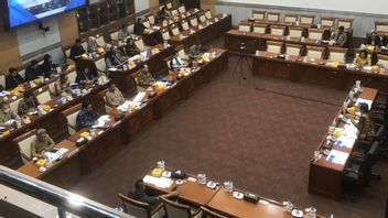 La Commission I de la Chambre des représentants interrogée sur la fuite de données KPU, Menkominfo: Motifs économiques, acteurs vendent des données