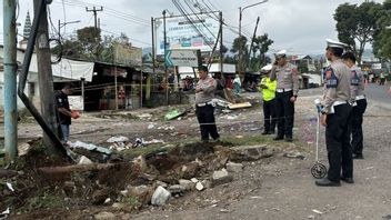 Dimanche matin, la police de Java Ouest a fait la scène du bus Terguling à Ciater