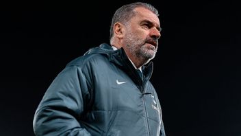 Ange Postecoglou 在曼联对手的压力中支持托特纳姆热刺球员