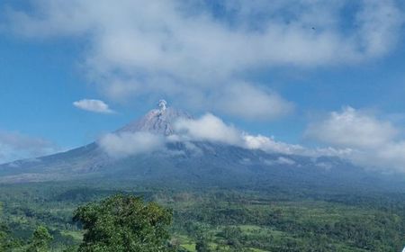 Sejak Sabtu Pagi, Gunung Semeru Dilaporkan Alami Erupsi Enam Kali