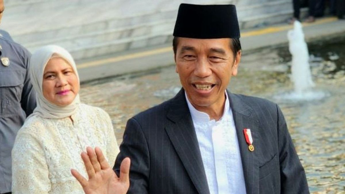 pic de la Journée nationale de l’enfance en Papouasie, Jokowi passe en revue le code PIN Polio à Jayapura