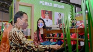 Ketika Istri Bobby Nasution, Kahiyang Ayu Samput Sang Ayah yang Seorang Presiden di Medan