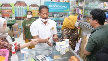 棉兰市政府监测儿童糖浆药物在市场上的流通
