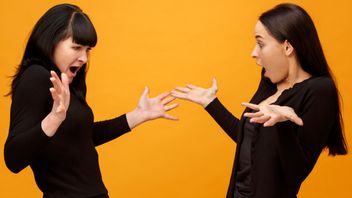 8 Cara Mengutarakan Komplain secara Sopan, Nggak Perlu Emosi