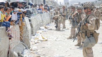 Les Troupes De L’OTAN Tentent D’éviter Les Affrontements Avec Les Talibans Lors De L’évacuation