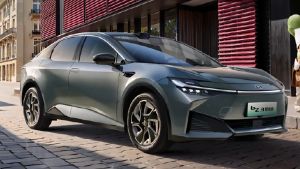 Toyota Rilis Sedan Listrik Murah bZ3 Terbaru Seharga Rp200 Jutaan, Jarak Tempuh 616 Km