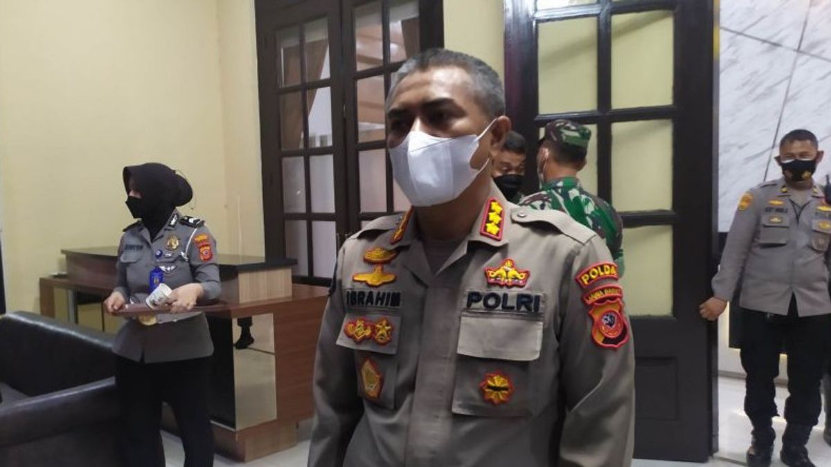 检查52名证人，Sita 12证据，西爪哇警方根据规则确认嫌疑人Bahar Smith的身份