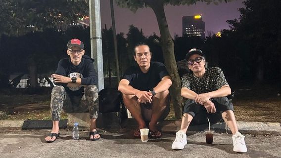 토마스 람다 넨은 파이 버만과 로널드 프리스탄토와의 우정을 기억한다.