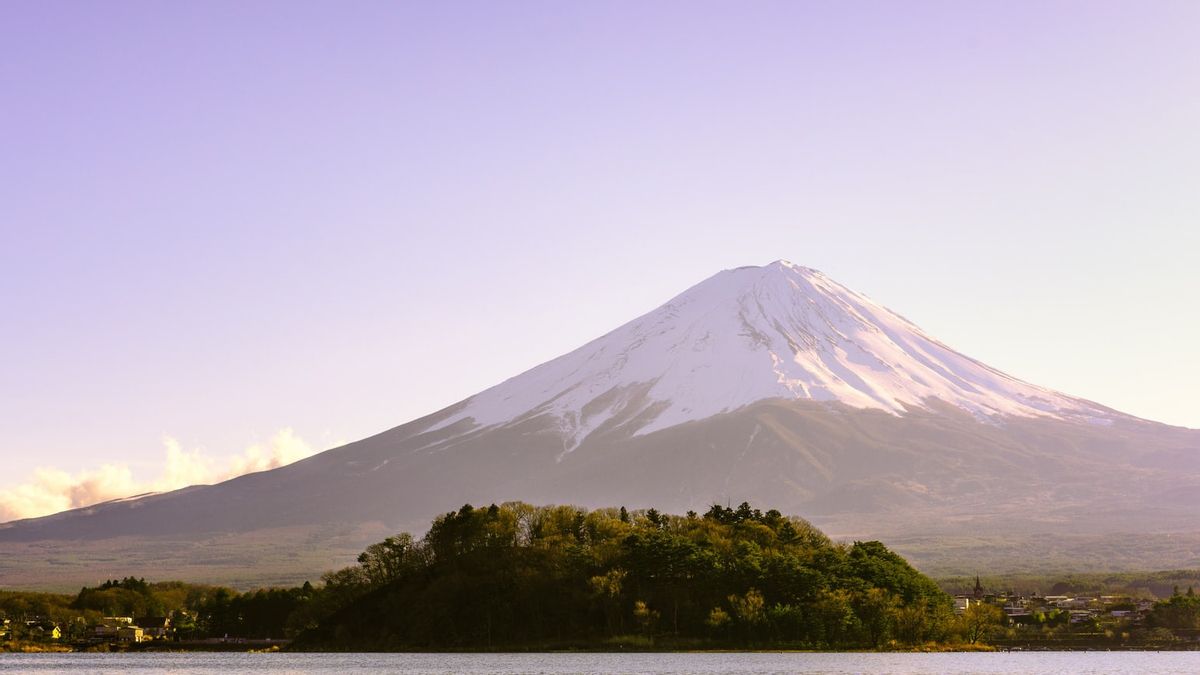 登山者被禁止攀登日本富士山