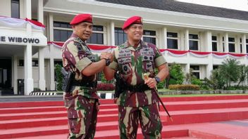 Général De Division Du TNI Teguh Muji Angkasa En Tant Que Commandant Général De Kopassus