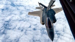 Maduro Sudah Joget “No War”, 2 Jet Tempur AS 'Manuver' di Teluk Venezuela