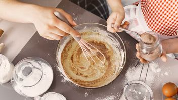 Bikin Kue Lebaran Lebih Lezat, Ini Gunanya Susu Bubuk dalam Adonan