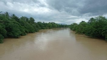 Rain Burst, Bantaran Area Of The Ciujung River, Lebak Banten Alert For Floods