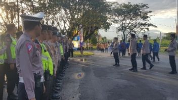 Pembukaan Penas Tani XVI di Padang Dikawal Ratusan Polisi