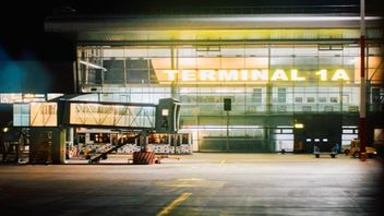 British Police Arrest Cyber Attack Perpetrators Who Made A Flight Schedule